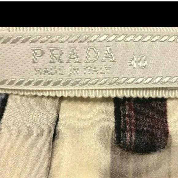 ICONIC VINTAGE PRADA LIPSTICK RUNWAY SKIRT RARE COLLECTIBLE 40 / 4 - Picture 8 of 13